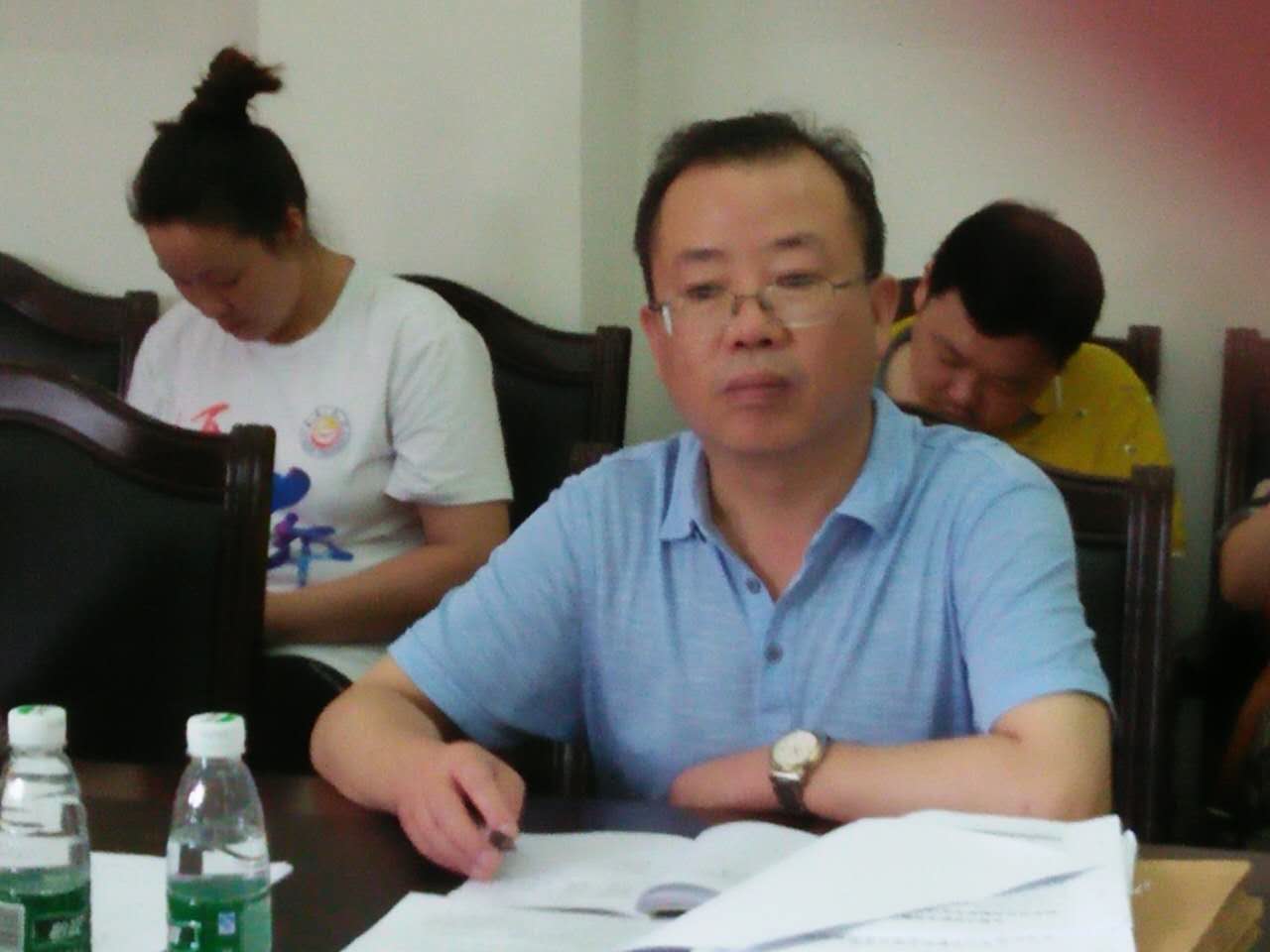 图为黎奇升副校长讲话
